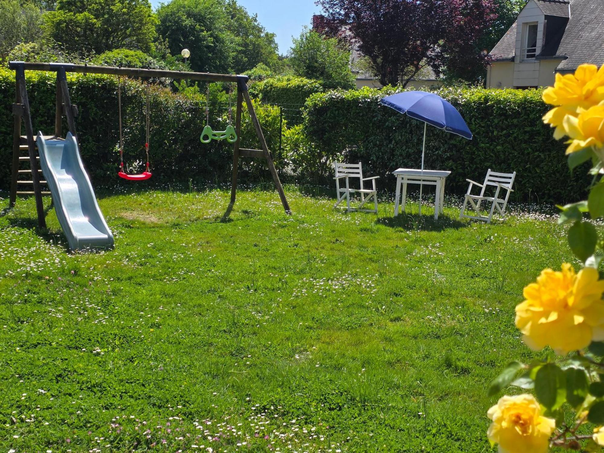 Maison De Famille Situee A Saint-Molf. Buitenkant foto